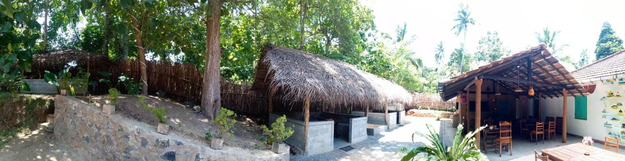 Lazy Monkey Surfhostel - Sri Lanka Dickwella Exterior foto